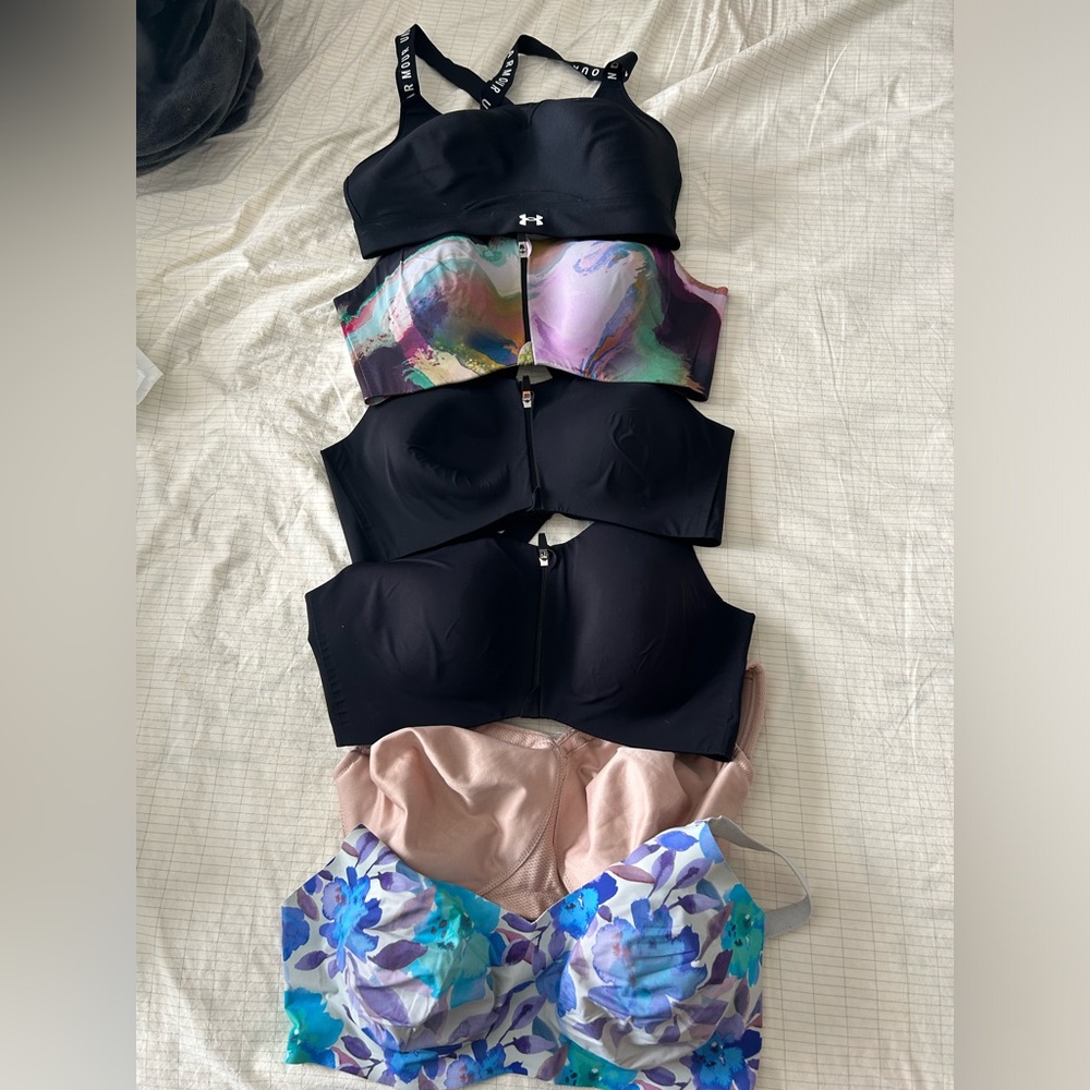Lot of 6 sports bras (4 Knix, 1 Under Armour, 1 Glamorise sport)